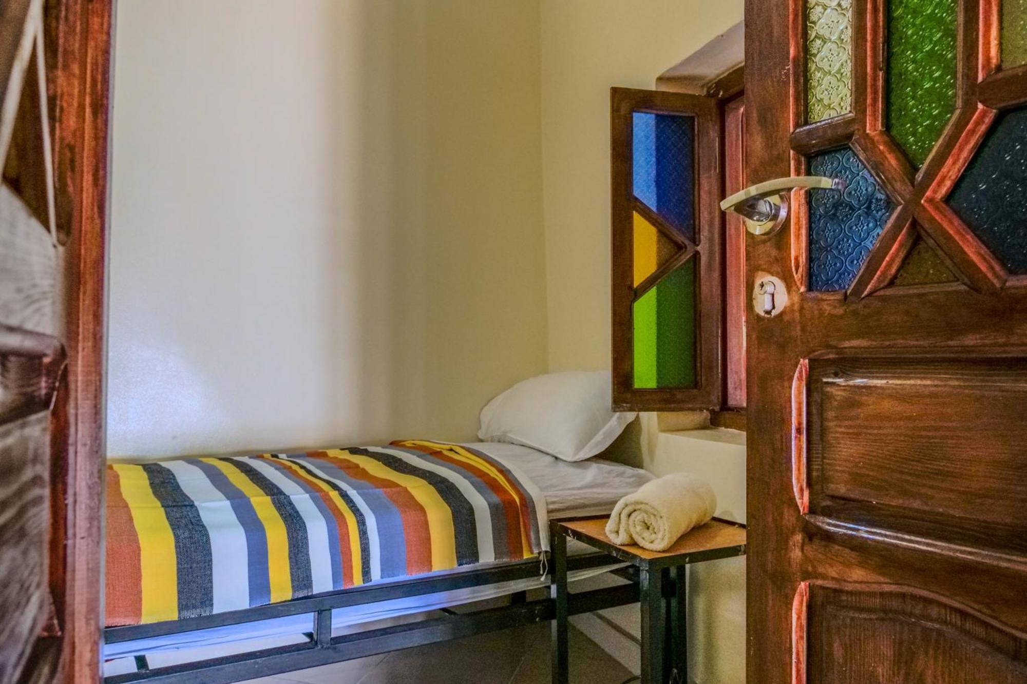 Yakout Hostel Танжер Екстер'єр фото